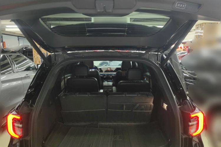 Used Ford Explorer 2023 EcoBoost 285 Kunlun Peak Edition 6-Seater Trunk