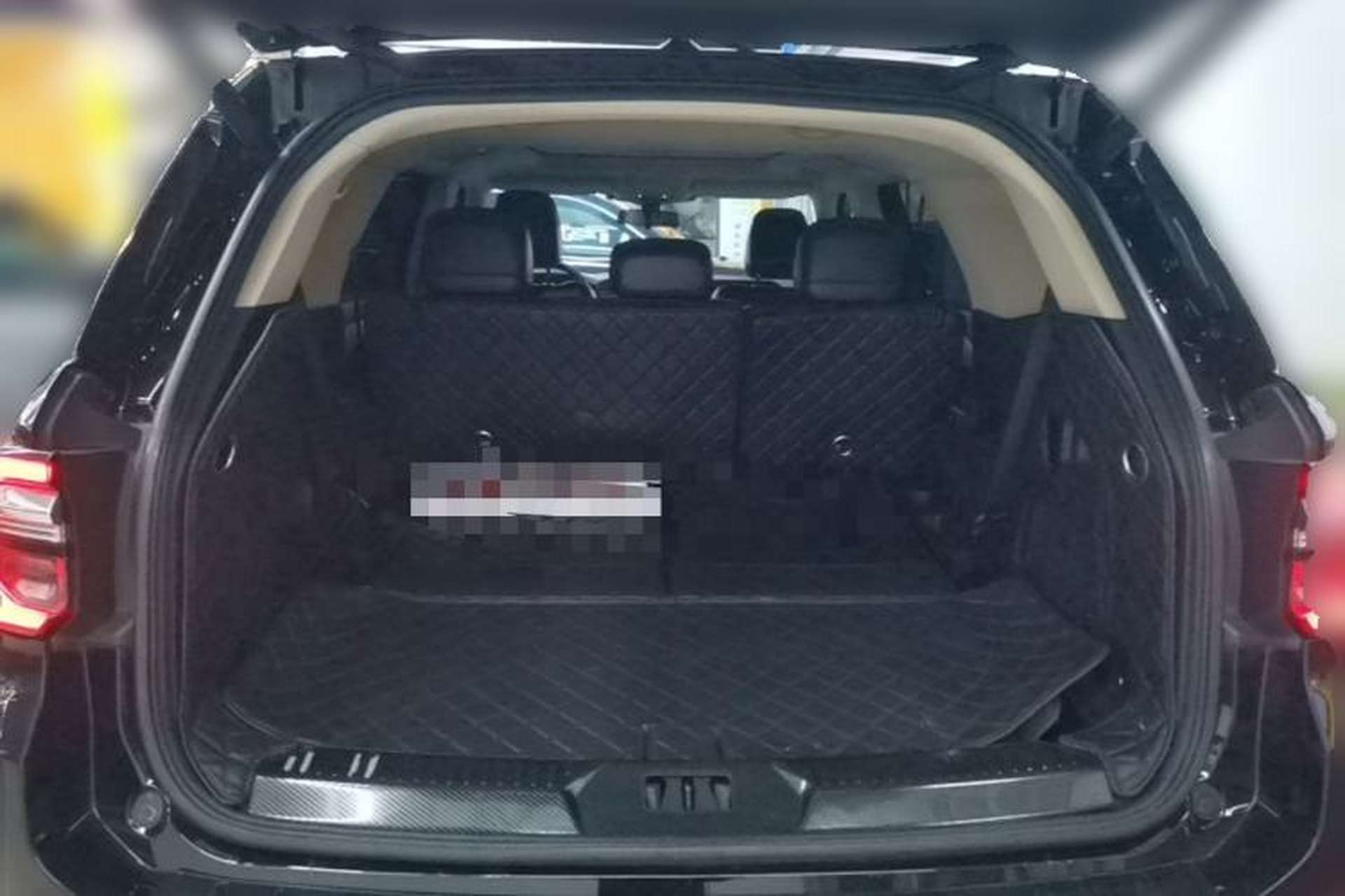 Used Ford Explorer 2023 EcoBoost 285 Four-Wheel Drive Stylish Plus Version 7 Seats Trunk