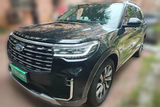 Ford Explorer 2023 EcoBoost 285 Four-Wheel Drive Titanium Edition 6 Seats de segunda mano