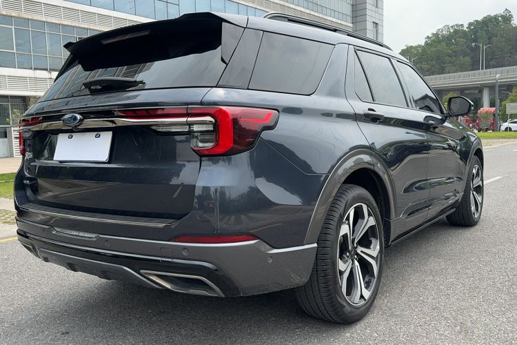 Used Ford Explorer 2023 EcoBoost 285 4x4 ST-LINE 6-Seater Exterior 2