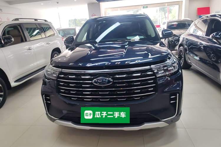 Used Ford Explorer 2023 EcoBoost 285 Four-Wheel Drive Titanium Edition 7-Seater Front