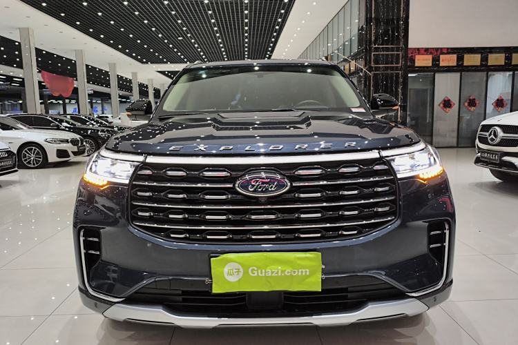 Used Ford Explorer 2023 EcoBoost 285 Four-Wheel Drive Titanium Edition 7-Seater Front