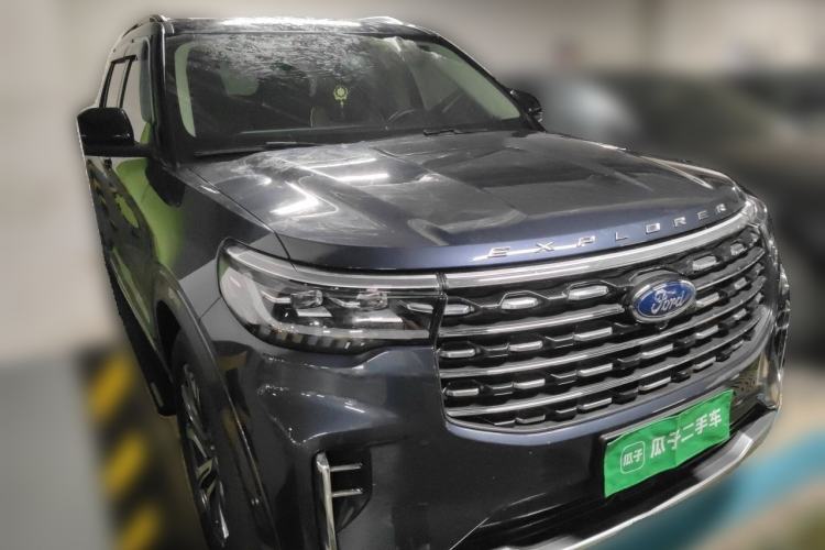 Used Ford Explorer 2023 EcoBoost 285 Four-Wheel Drive Titanium Edition 6 Seats Front Right 45 Deg