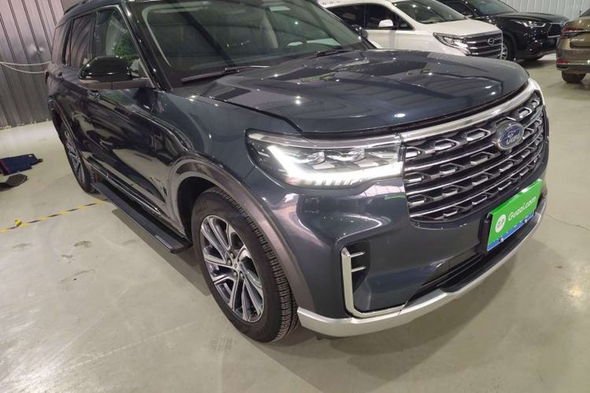 Used Ford Explorer 2023 EcoBoost 285 4x4 Trend Plus Edition 6 Seats Front Right 45 Deg
