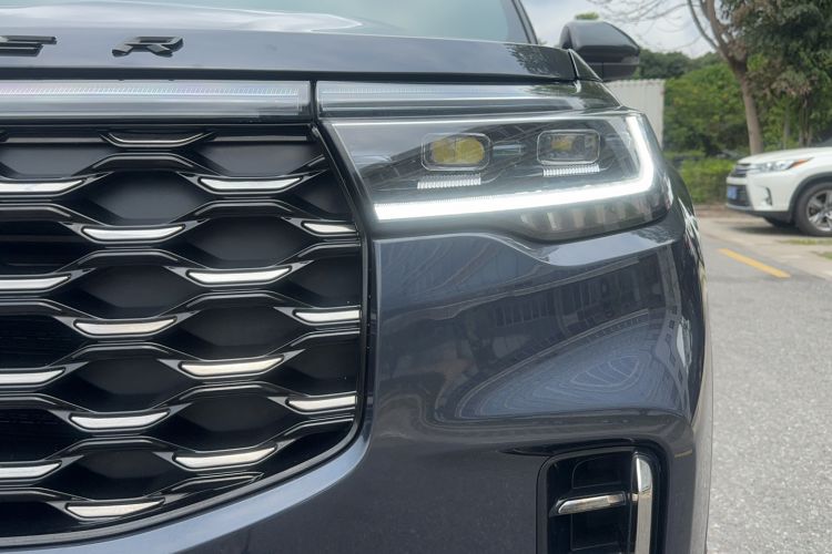Used Ford Explorer 2023 EcoBoost 285 4x4 ST-LINE 6-Seater Left Front Headlight