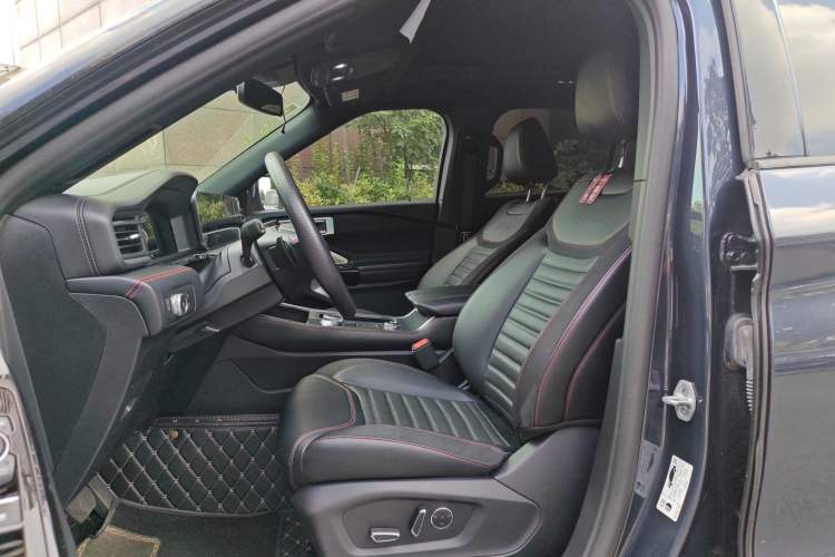 Used Ford Explorer 2023 EcoBoost 285 4x4 ST-LINE 6-Seater Left Front Seat
