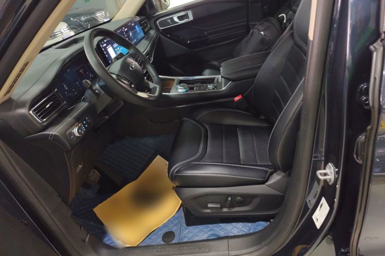 Used Ford Explorer 2023 EcoBoost 285 4x4 Trend Plus Edition 6 Seats Left Front Seat