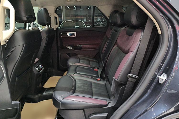 Used Ford Explorer 2023 EcoBoost 285 Four-Wheel Drive Titanium Edition 7-Seater Left Rear Seat