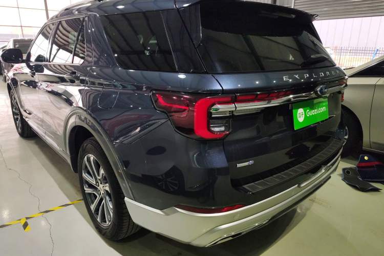 Used Ford Explorer 2023 EcoBoost 285 4x4 Trend Plus Edition 6 Seats Rear Left 45 Deg