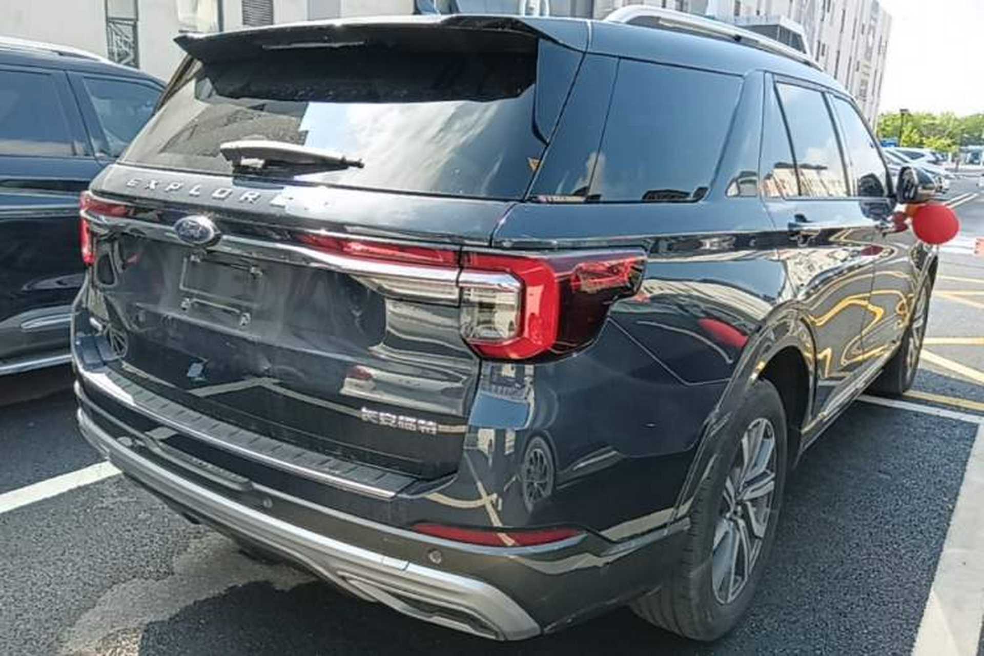 Used Ford Explorer 2023 EcoBoost 285 Four-Wheel Drive Titanium Edition 7-Seater Rear Right 45 Deg