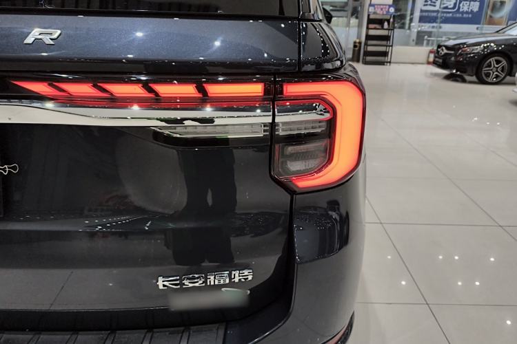 Used Ford Explorer 2023 EcoBoost 285 Four-Wheel Drive Titanium Edition 7-Seater Right Rear Taillight