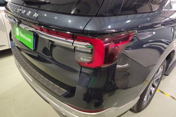 Used Ford Explorer 2023 EcoBoost 285 4x4 Trend Plus Edition 6 Seats Right Rear Taillight