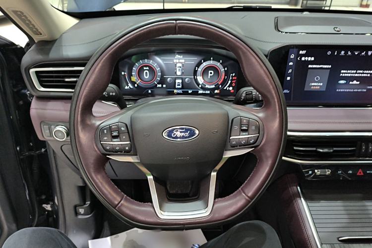 Used Ford Explorer 2023 EcoBoost 285 Four-Wheel Drive Titanium Edition 7-Seater Steering Wheel