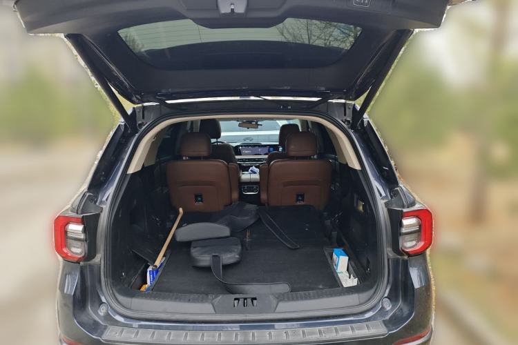 Used Ford Explorer 2023 EcoBoost 285 4x4 Trend Plus Edition 6 Seats Trunk