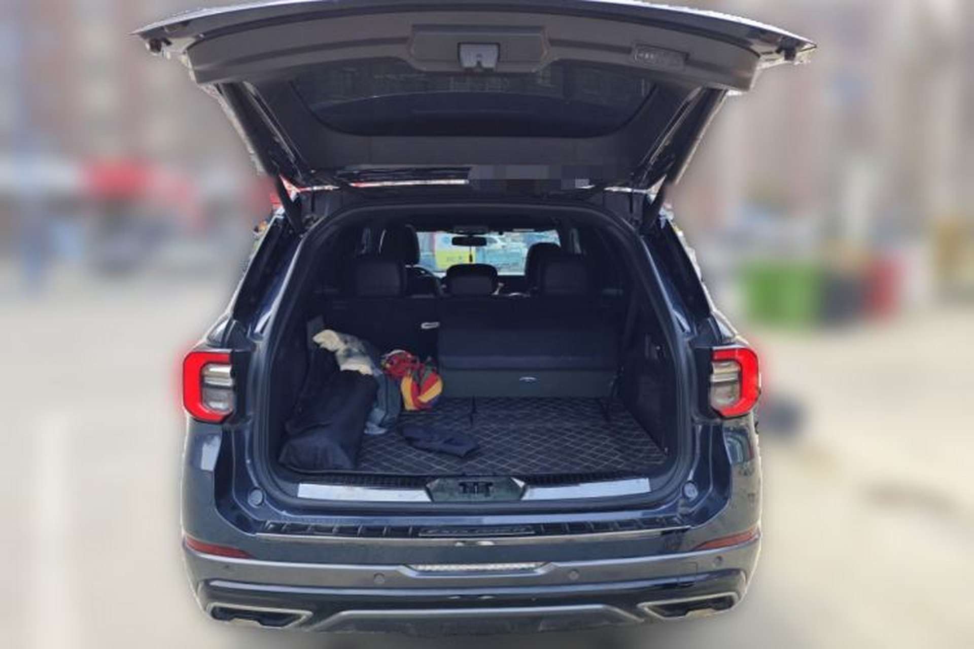 Used Ford Explorer 2023 EcoBoost 285 4x4 ST-LINE 7-Seater Trunk