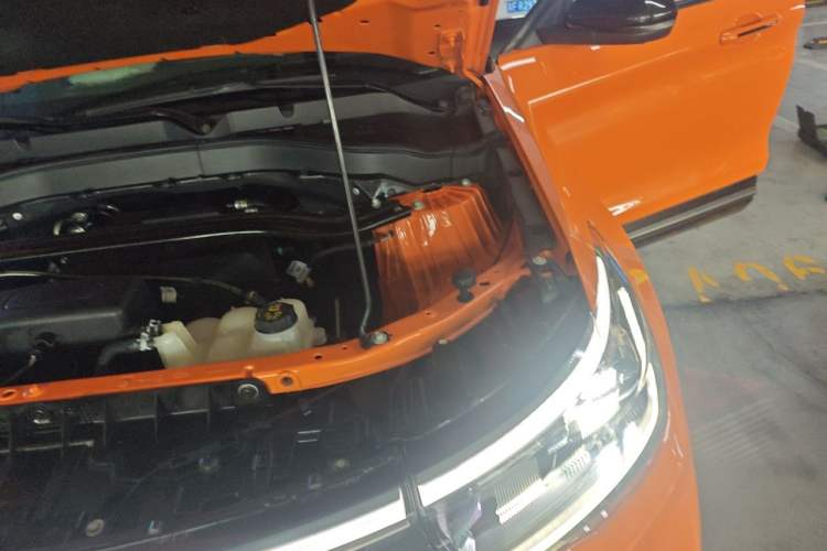Used Ford Explorer 2023 EcoBoost 285 Kunlun Peak Edition 7-Seater Engine Bay Left