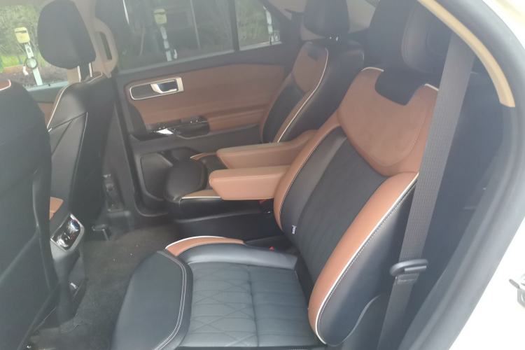 Used Ford Explorer 2023 EcoBoost 285 Four-Wheel Drive Titanium Edition 6 Seats Left Rear Seat