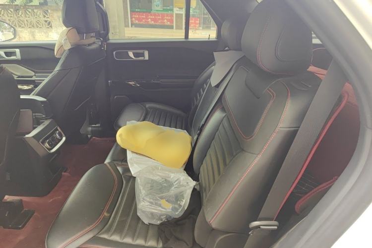 Used Ford Explorer 2023 EcoBoost 285 4x4 ST-LINE 7-Seater Left Rear Seat
