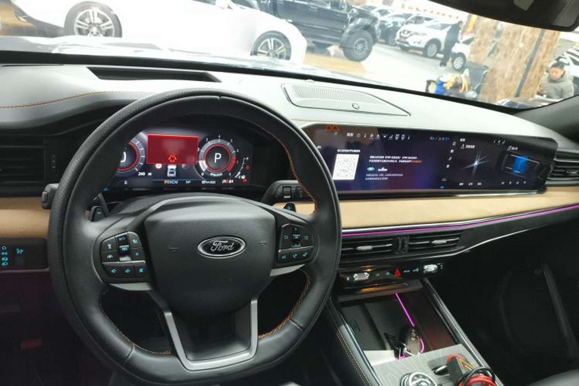 Used Ford Explorer 2023 EcoBoost 285 Kunlun Peak Edition 6-Seater Center Console
