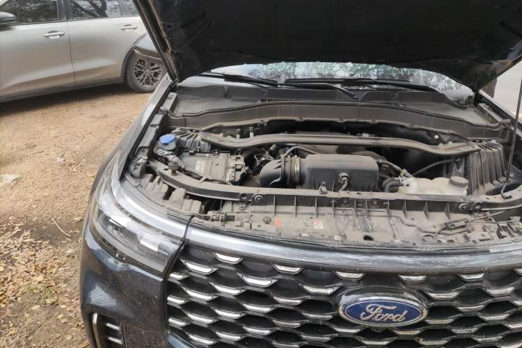 Used Ford Explorer 2023 EcoBoost 285 4x4 ST-LINE 7-Seater Engine Bay Right