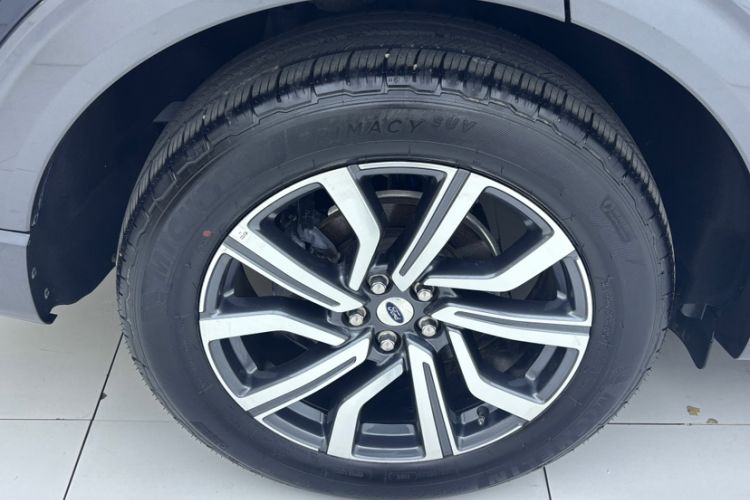 Used Ford Explorer 2023 EcoBoost 285 Four-Wheel Drive Titanium Edition 7-Seater Exterior 3
