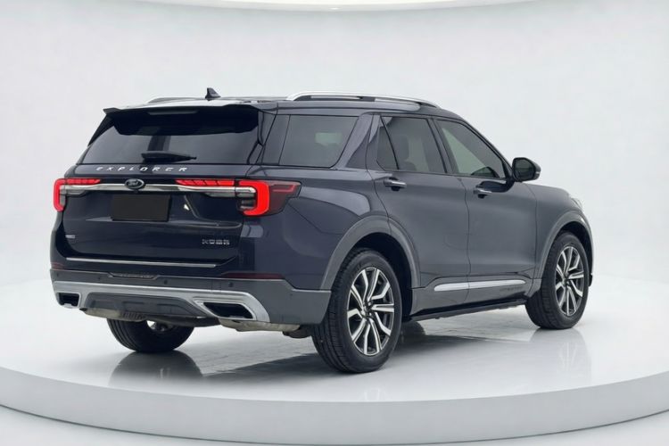 Used Ford Explorer 2023 EcoBoost 285 Four-Wheel Drive Titanium Edition 7-Seater Exterior 7