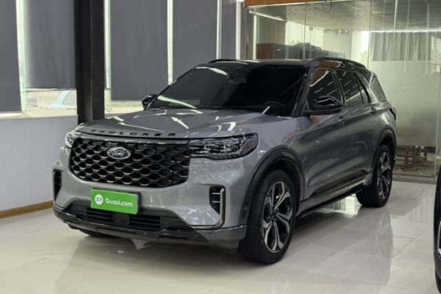Ford Explorer 2023 EcoBoost 285 4x4 ST-LINE 6-Seater d’occasion