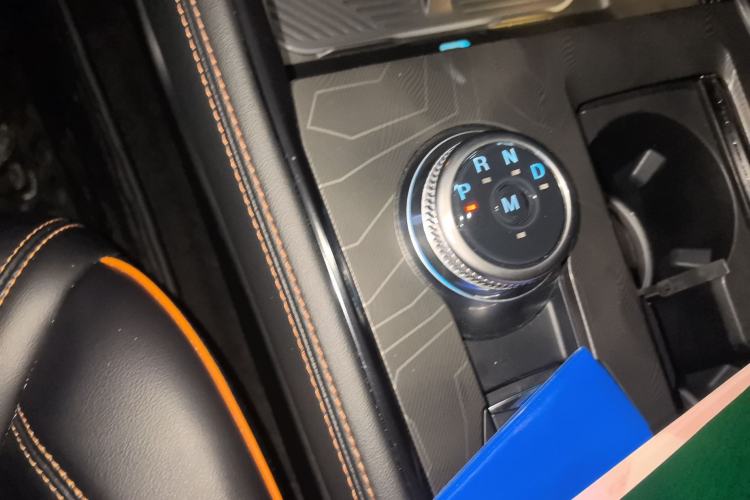 Used Ford Explorer 2023 EcoBoost 285 Kunlun Peak Edition 6-Seater Gear Lever
