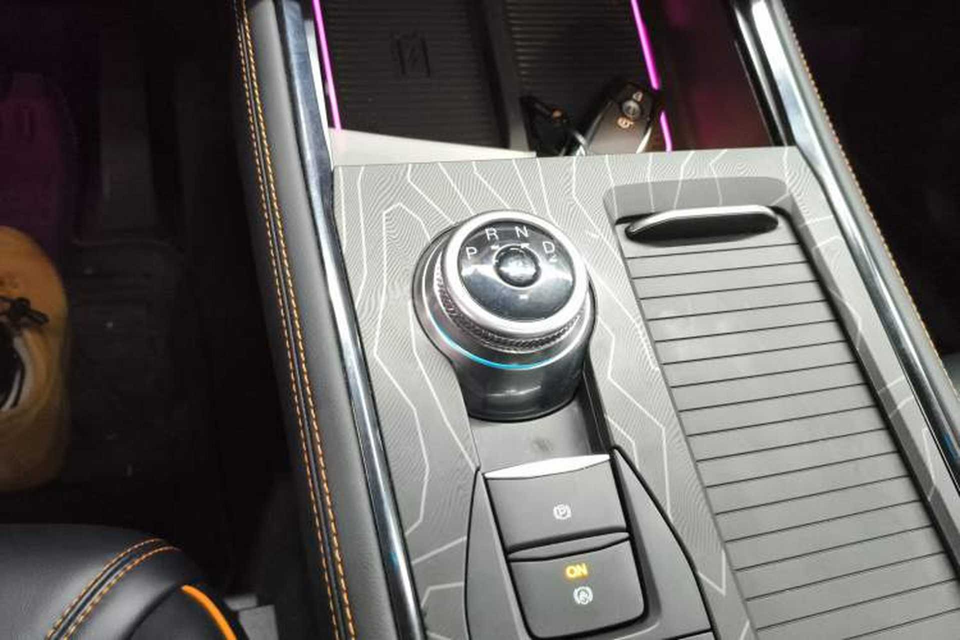Used Ford Explorer 2023 EcoBoost 285 Kunlun Peak Edition 6-Seater Gear Lever