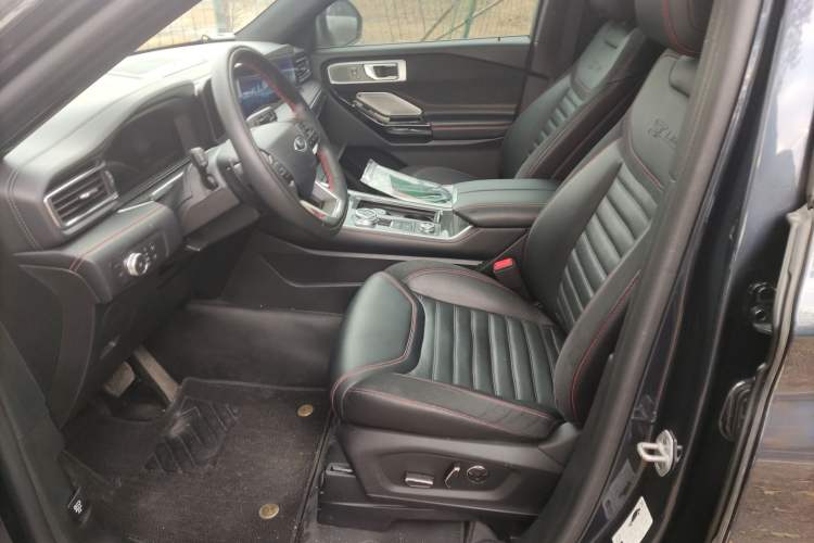 Used Ford Explorer 2023 EcoBoost 285 4x4 ST-LINE 7-Seater Left Front Seat