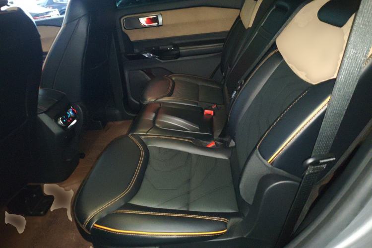 Used Ford Explorer 2023 EcoBoost 285 Kunlun Peak Edition 7-Seater Left Rear Seat