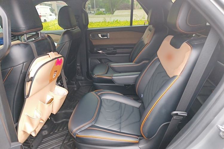 Used Ford Explorer 2023 EcoBoost 285 Kunlun Peak Edition 6-Seater Left Rear Seat