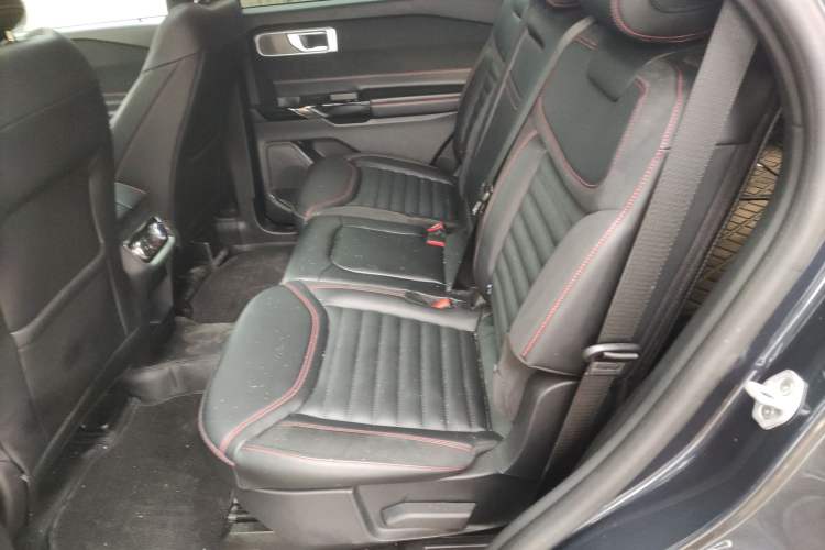 Used Ford Explorer 2023 EcoBoost 285 4x4 ST-LINE 7-Seater Left Rear Seat