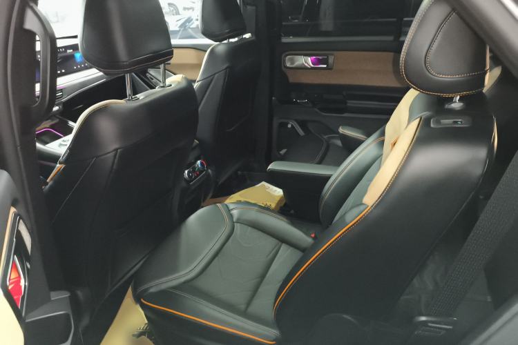 Used Ford Explorer 2023 EcoBoost 285 Kunlun Peak Edition 6-Seater Left Rear Seat