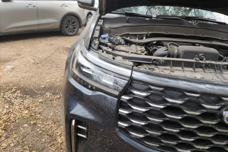 Used Ford Explorer 2023 EcoBoost 285 4x4 ST-LINE 7-Seater Right Front Headlight