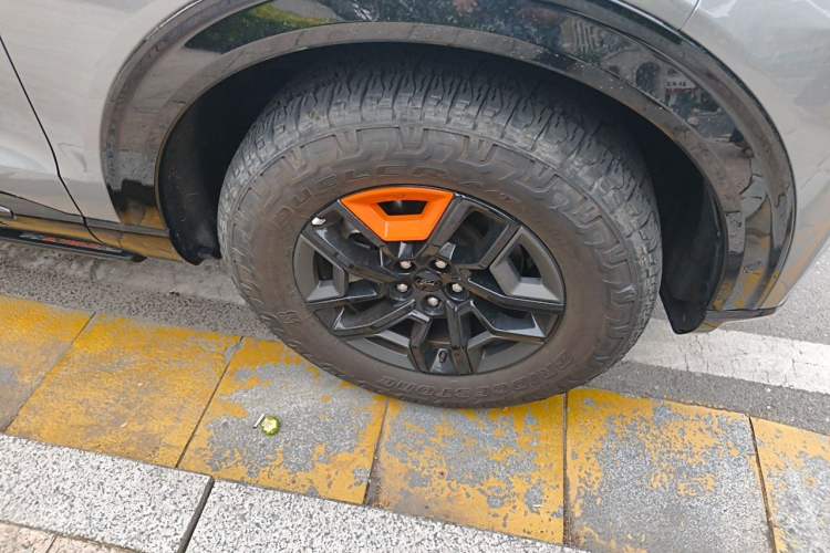 Used Ford Explorer 2023 EcoBoost 285 Kunlun Peak Edition 6-Seater Right Front Wheel Hub
