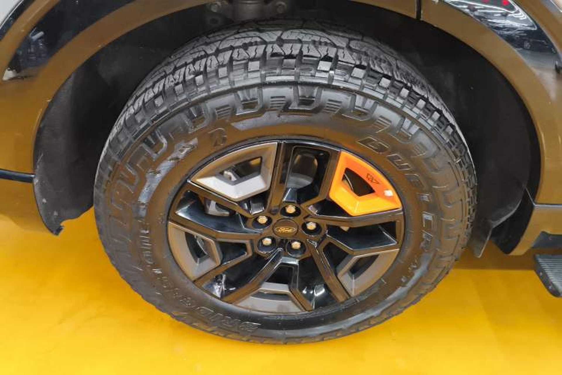 Used Ford Explorer 2023 EcoBoost 285 Kunlun Peak Edition 6-Seater Right Rear Wheel Hub