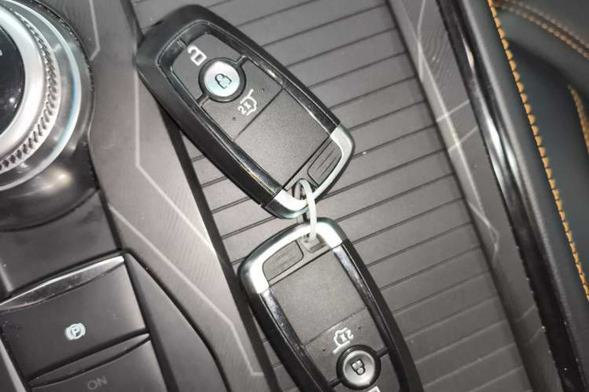 Used Ford Explorer 2023 EcoBoost 285 Kunlun Peak Edition 6-Seater Vehicle Key