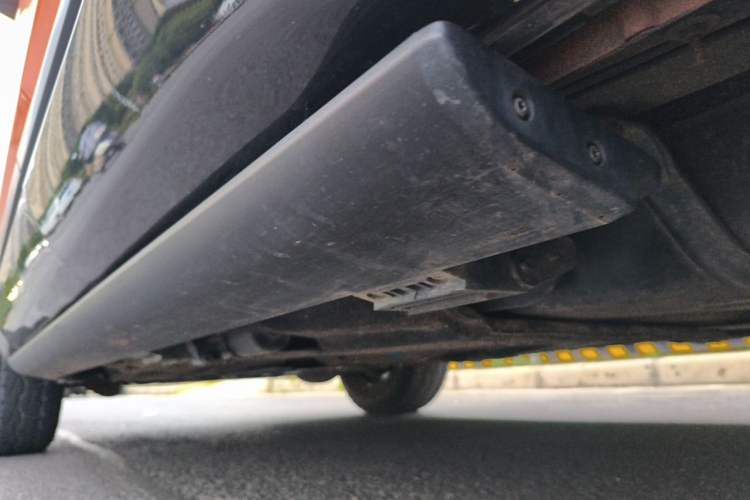 Used Ford Explorer 2023 EcoBoost 285 Kunlun Peak Edition 6-Seater Chassis Rear Left