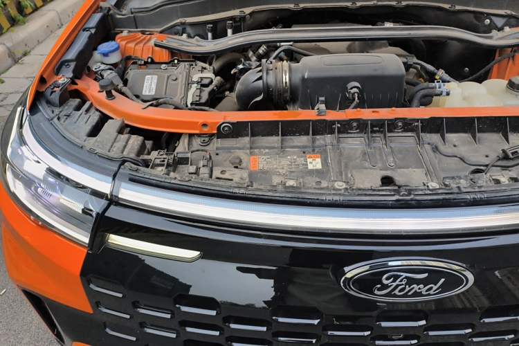 Used Ford Explorer 2023 EcoBoost 285 Kunlun Peak Edition 6-Seater Engine Bay Right