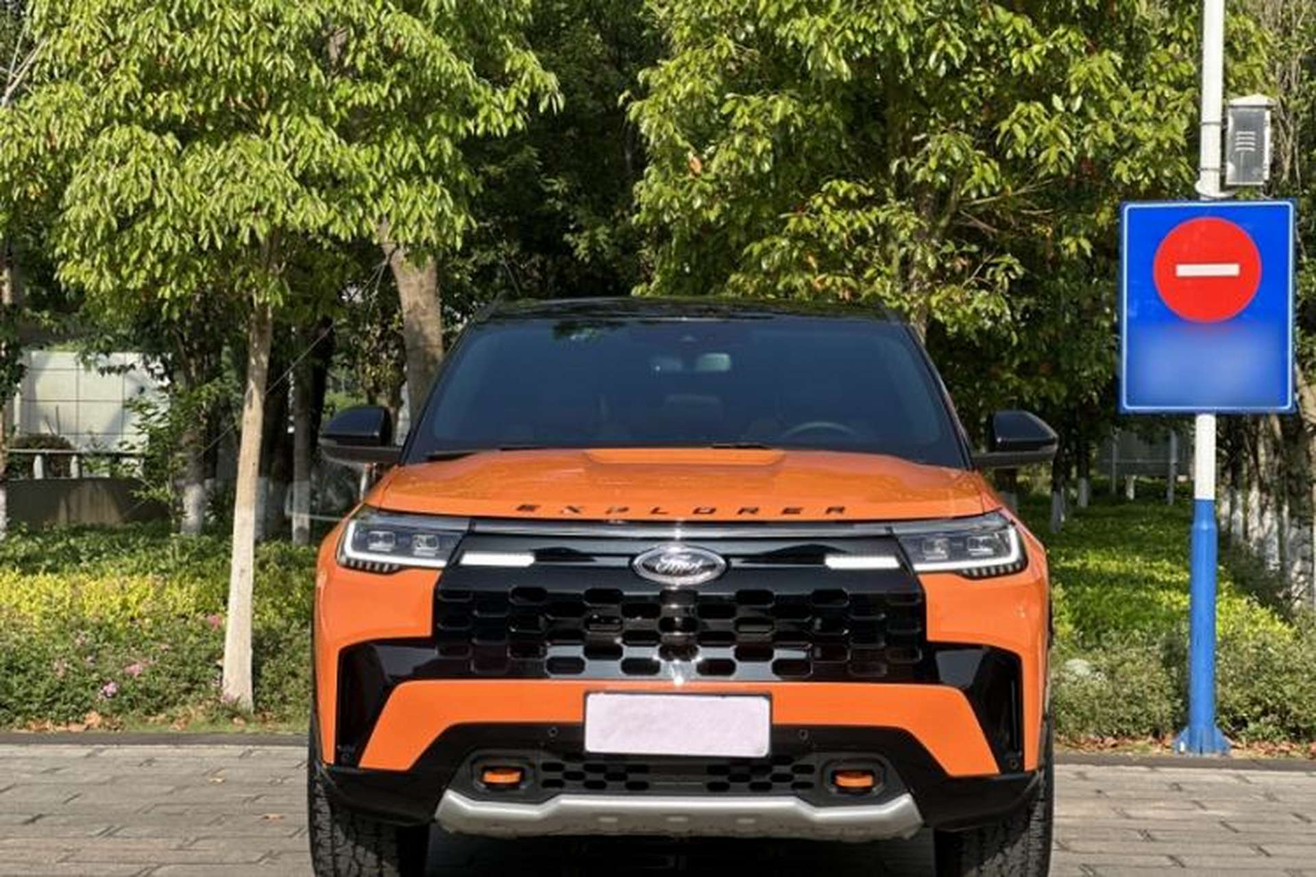 Used Ford Explorer 2023 EcoBoost 285 Kunlun Peak Edition 7-Seater Exterior 2