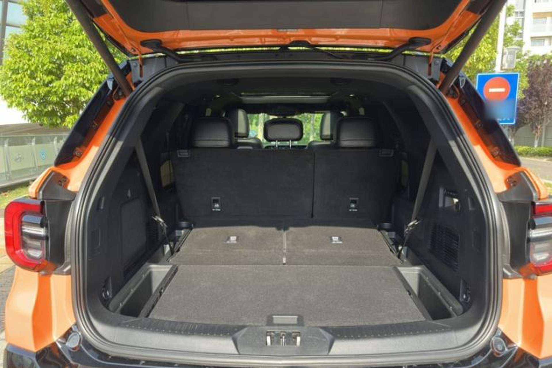 Used Ford Explorer 2023 EcoBoost 285 Kunlun Peak Edition 7-Seater Exterior 9