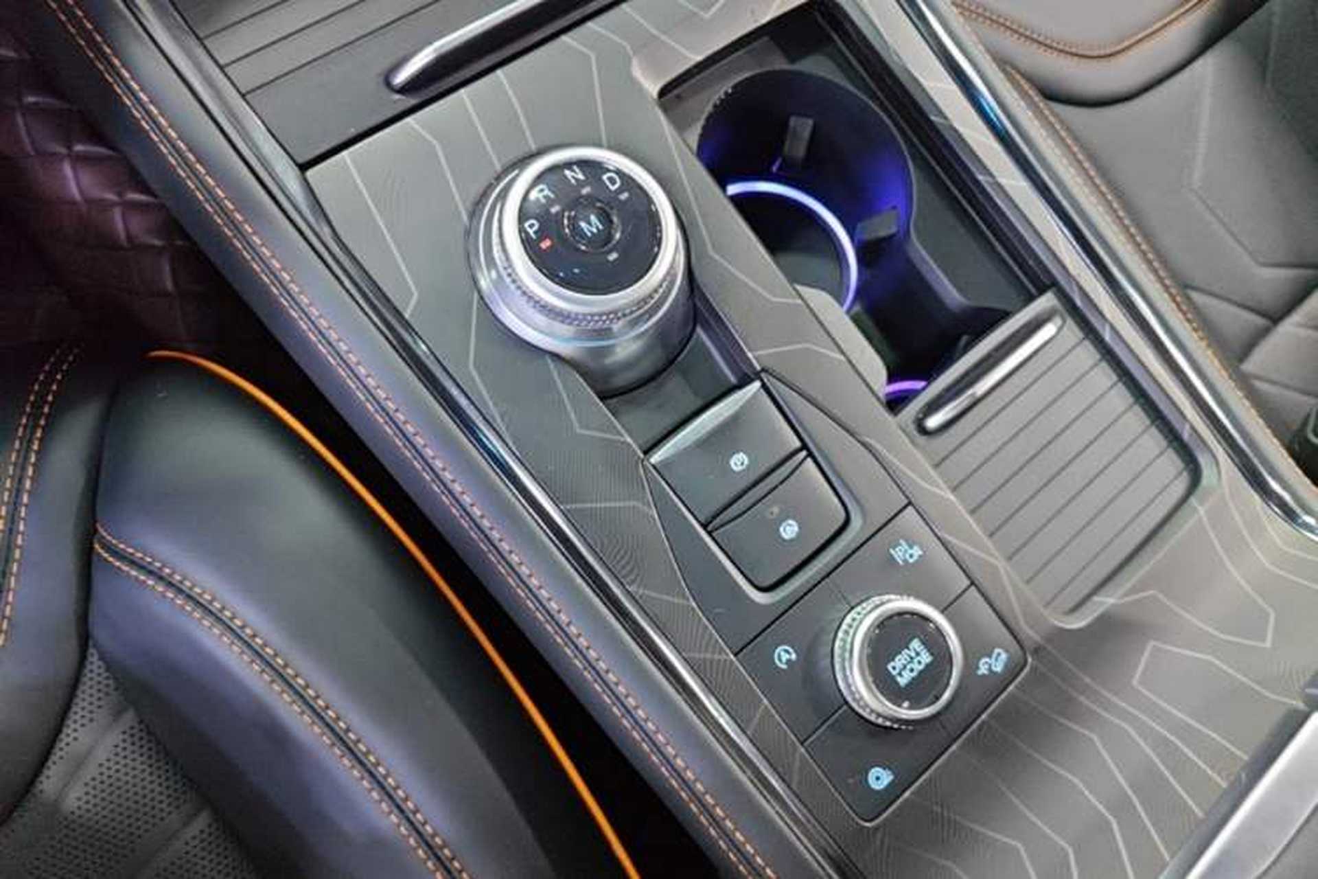 Used Ford Explorer 2023 EcoBoost 285 Kunlun Peak Edition 7-Seater Gear Lever