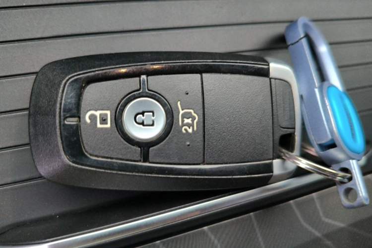 Used Ford Explorer 2023 EcoBoost 285 Kunlun Peak Edition 6-Seater Vehicle Key