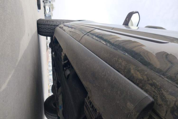 Used Ford Explorer 2023 EcoBoost 285 Kunlun Peak Edition 6-Seater Chassis Rear Left