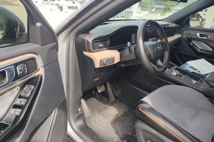 Used Ford Explorer 2023 EcoBoost 285 Kunlun Peak Edition 6-Seater Driver Seat