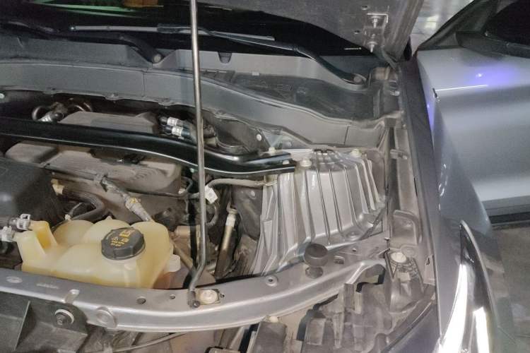 Used Ford Explorer 2023 EcoBoost 285 4x4 ST-LINE 7-Seater Engine Bay Left