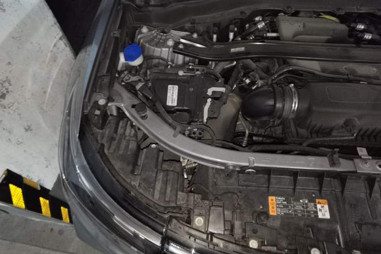 Used Ford Explorer 2023 EcoBoost 285 4x4 ST-LINE 7-Seater Engine Bay Right