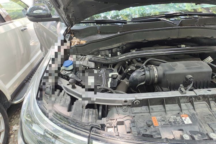 Used Ford Explorer 2023 EcoBoost 285 Four-Wheel Drive Titanium Edition 7-Seater Engine Bay Right