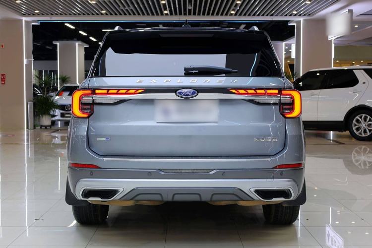 Used Ford Explorer 2023 EcoBoost 285 Four-Wheel Drive Titanium Edition 6 Seats Exterior 4